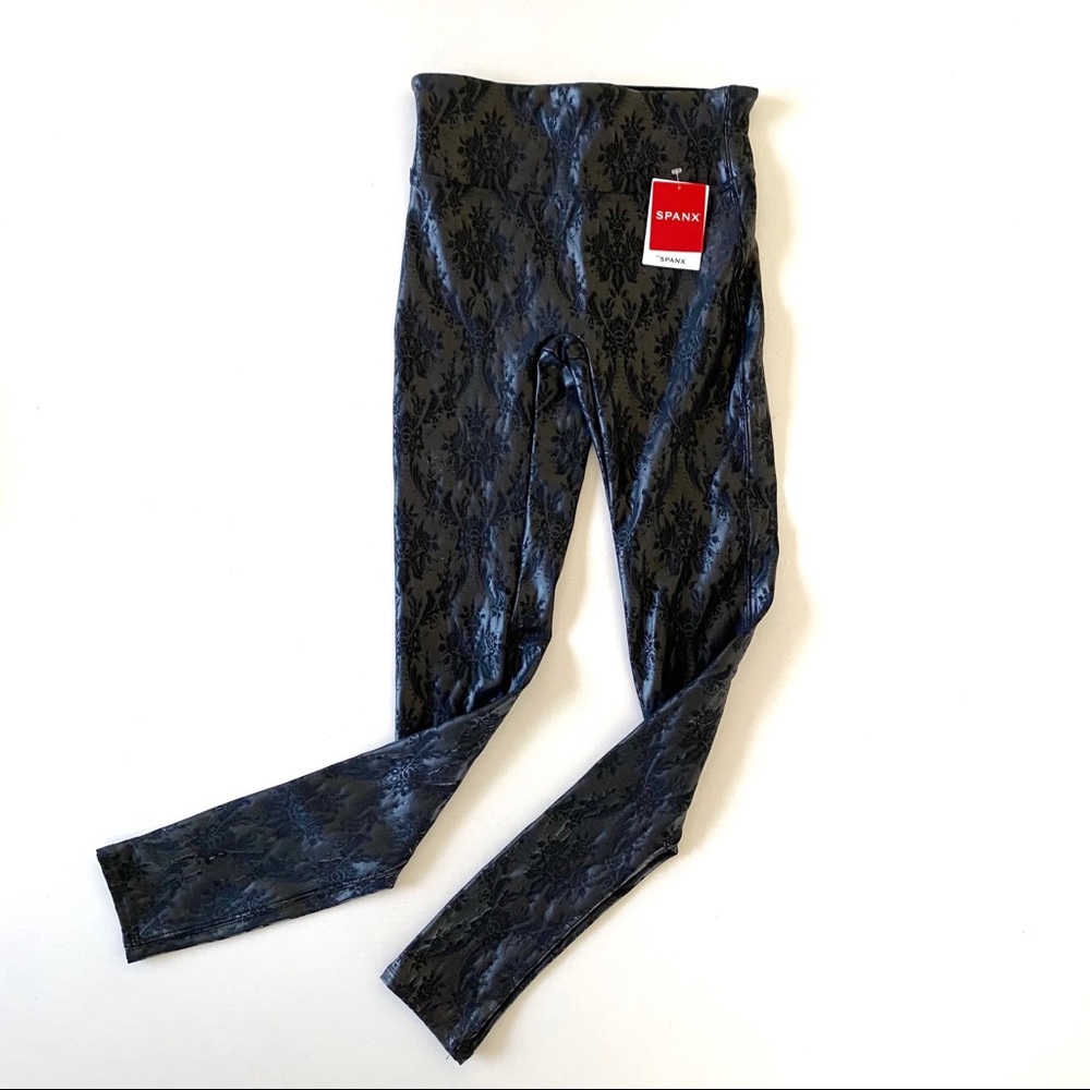 Spanx Faux Leather Brocade Leggings in Size XS/TP